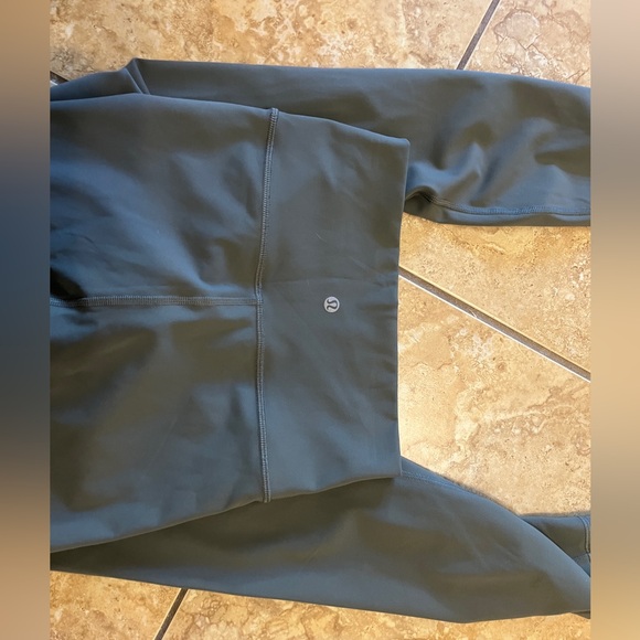Lululemon Align High Rise 25” Leggings Muted Olive Green Size 4 - Picture 8 of 12